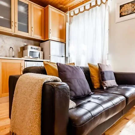 Charming Duplex At Alfama Lissabon