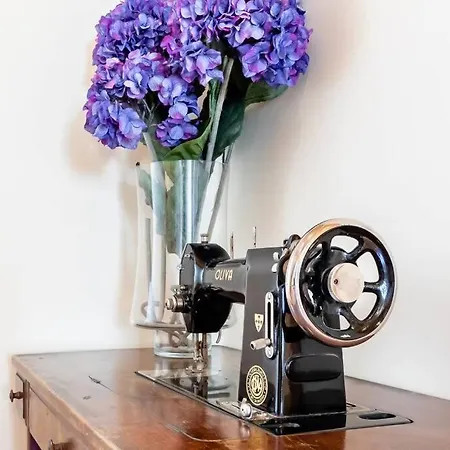 아파트 Charming Duplex At Alfama *